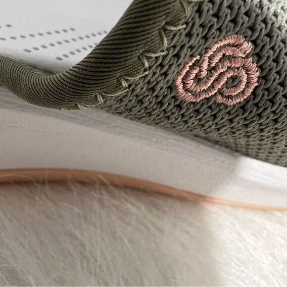 Clarks‎ Green/Pink Step Cali Bay Cloudsteppers Wedge Sandals -- 10W - Picture 9 of 12